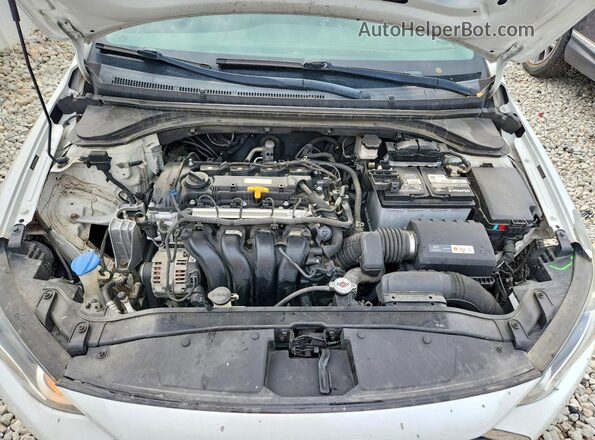 5NPD74LF5JH215639 2018 HYUNDAI ELANTRA White უკანა სალონის ხედი