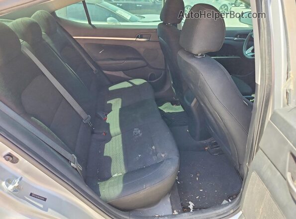 5NPD74LF5KH440919 2019 HYUNDAI ELANTRA Silver Widok komory silnika