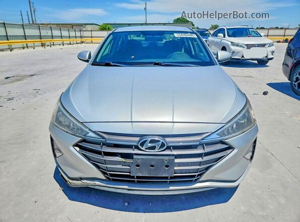 5NPD74LF5KH462340 2019 HYUNDAI ELANTRA Серебряный Вид спереди