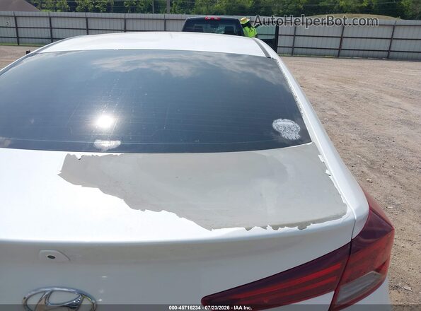 5NPD74LF5KH487982 2019 HYUNDAI ELANTRA White 