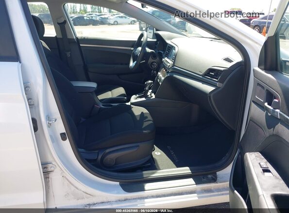 5NPD74LF5LH601707 2020 HYUNDAI ELANTRA Белый Вид салона спереди