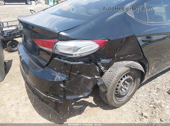 5NPD74LF6JH213351 2018 HYUNDAI ELANTRA Черный Вид спереди