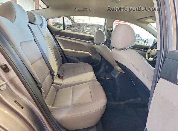5NPD74LF6JH278877 2018 HYUNDAI ELANTRA Gray Вид задніх сидінь