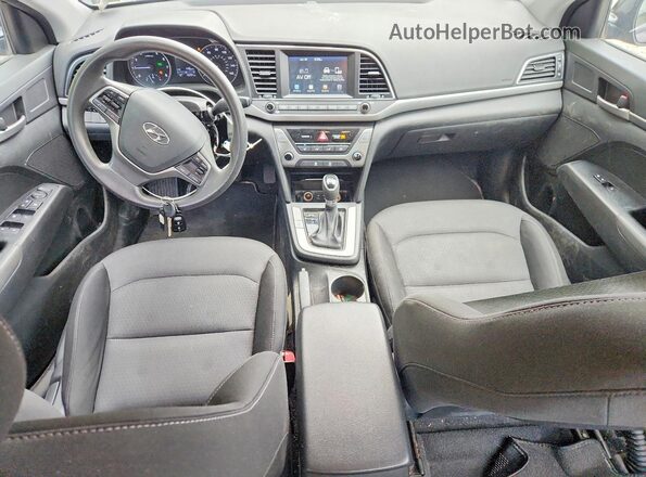 5NPD74LF6JH397397 2018 HYUNDAI ELANTRA Black წინა პანელის ხედი