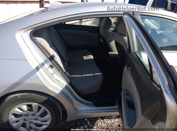 5NPD74LF6JH401691 2018 HYUNDAI ELANTRA Silver VIN կոդի պիտակի տեսք