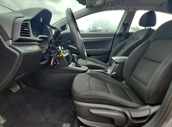5NPD74LF6KH466042 2019 HYUNDAI ELANTRA Gray წინა სალონის ხედი