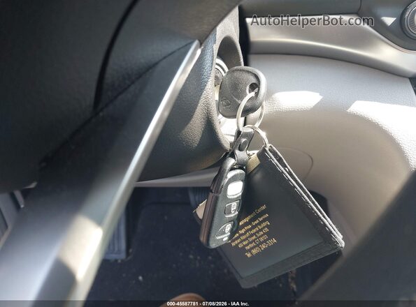 5NPD74LF6KH492236 2019 HYUNDAI ELANTRA Silver წინა პანელის ხედი