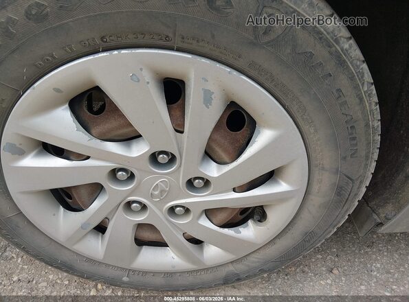 5NPD74LF6LH613428 2020 HYUNDAI ELANTRA Silver უკანა სალონის ხედი