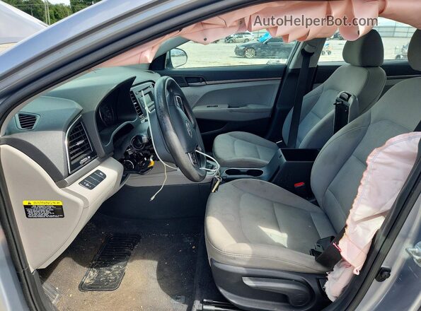 5NPD74LF7HH135334 2017 HYUNDAI ELANTRA Silver Вид салону спереду