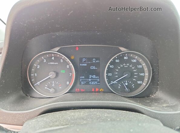 5NPD74LF7HH182816 2017 HYUNDAI ELANTRA White ხელსაწყოთა პანელის ხედი