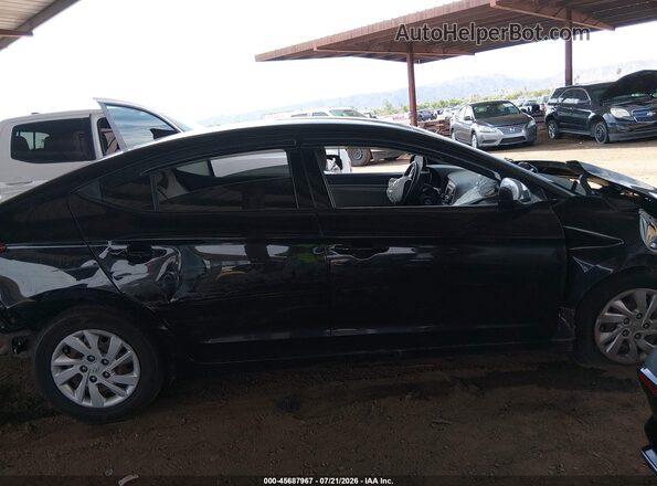 5NPD74LF7HH208735 2017 HYUNDAI ELANTRA Черный Вид задней части салона