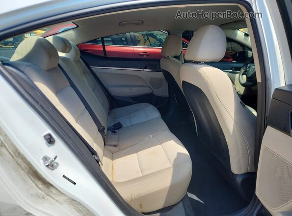5NPD74LF7JH296725 2018 HYUNDAI ELANTRA White Widok tylnych siedzeń