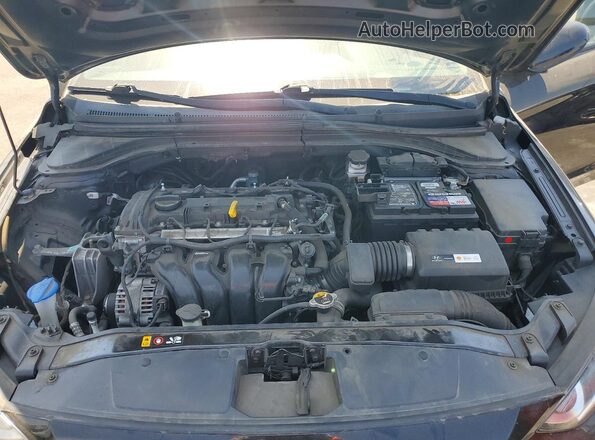 5NPD74LF7JH392838 2018 HYUNDAI ELANTRA Black Սալոնի հետևի տեսք