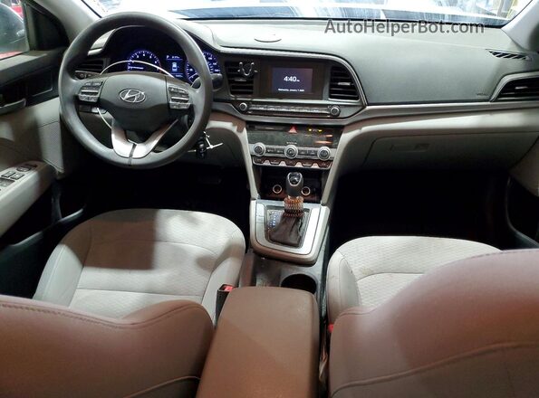 5NPD74LF7LH558455 2020 HYUNDAI ELANTRA Серый Вид панели приборов