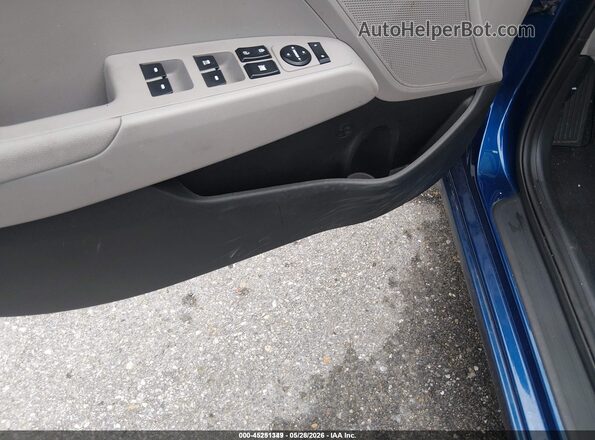 5NPD74LF7LH613647 2020 HYUNDAI ELANTRA Blue Rear interior view