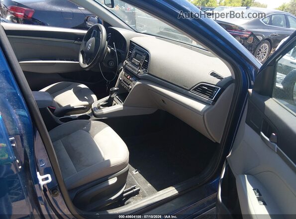 5NPD74LF8HH097953 2017 HYUNDAI ELANTRA Blue Front interior view