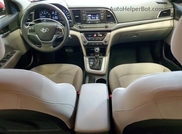 5NPD74LF8HH126044 2017 HYUNDAI ELANTRA Красный Вид панели приборов
