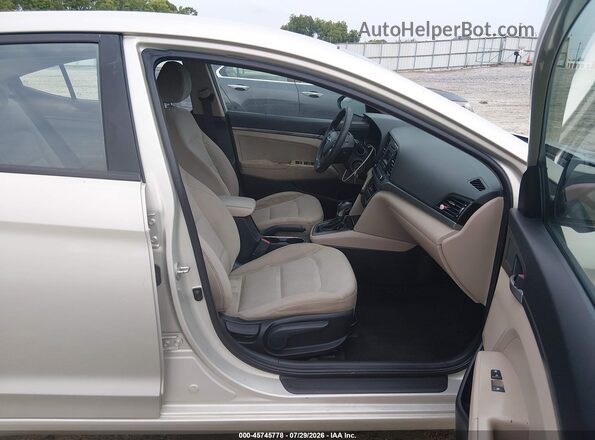 5NPD74LF8HH141255 2017 HYUNDAI ELANTRA Beige Vista interior delantera