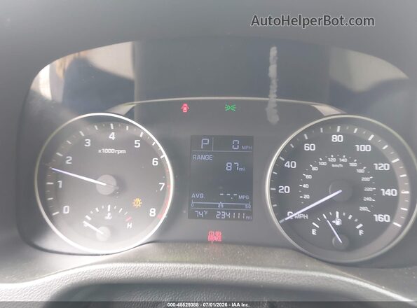5NPD74LF8HH201714 2017 HYUNDAI ELANTRA Gold Հետևի նստատեղերի տեսք