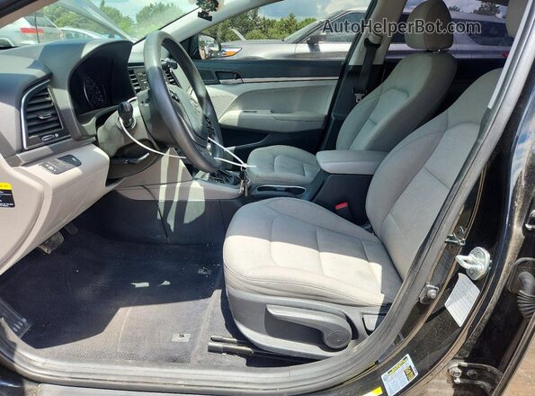 5NPD74LF8HH208730 2017 HYUNDAI ELANTRA Black Front interior view
