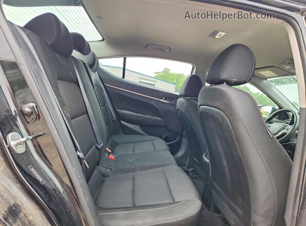 5NPD74LF8JH216798 2018 HYUNDAI ELANTRA Black უკანა სავარძლების ხედი
