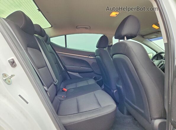 5NPD74LF8JH398261 2018 HYUNDAI ELANTRA White Vista de los asientos traseros