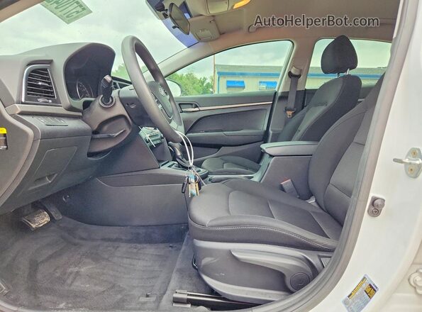 5NPD74LF8JH398261 2018 HYUNDAI ELANTRA White Vista interior delantera