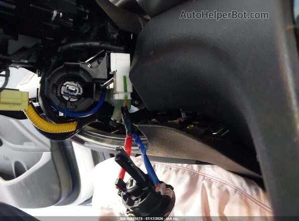 5NPD74LF8KH439733 2019 HYUNDAI ELANTRA Белый Вид спереди