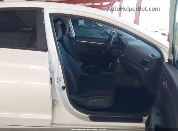 5NPD74LF8KH476765 2019 HYUNDAI ELANTRA Белый Вид салона спереди