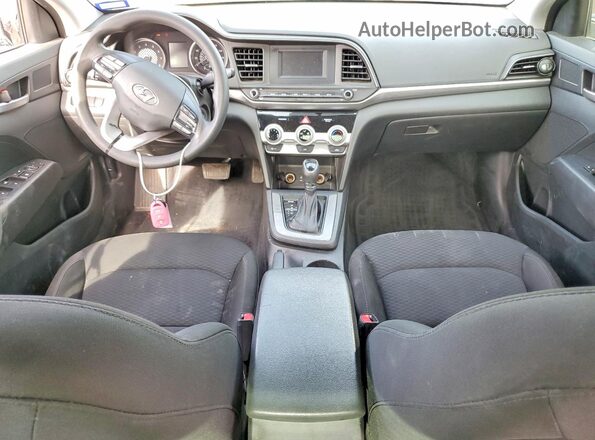5NPD74LF8KH477933 2019 HYUNDAI ELANTRA Silver წინა პანელის ხედი