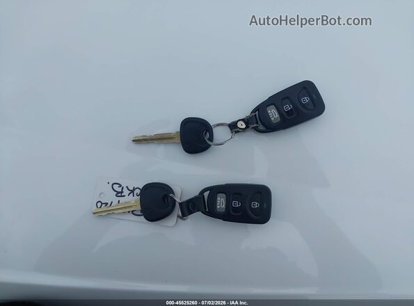 5NPD74LF8KH496871 2019 HYUNDAI ELANTRA Белый Вид панели приборов
