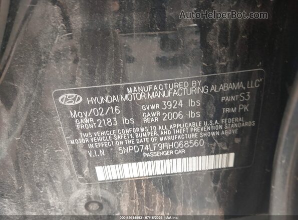 5NPD74LF9HH068560 2017 HYUNDAI ELANTRA Black Vista del compartimento del motor