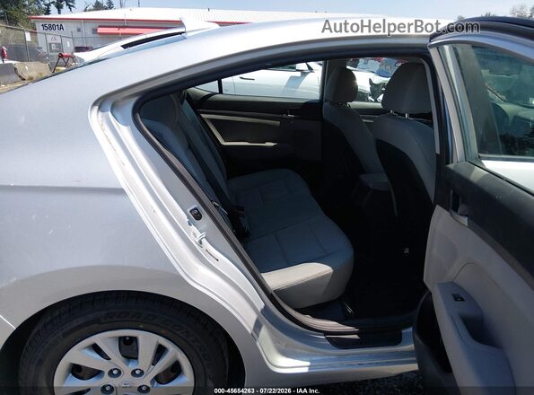 5NPD74LF9HH085035 2017 HYUNDAI ELANTRA Silver 