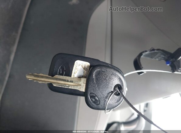 5NPD74LF9HH100553 2017 HYUNDAI ELANTRA Серебряный Вид панели приборов