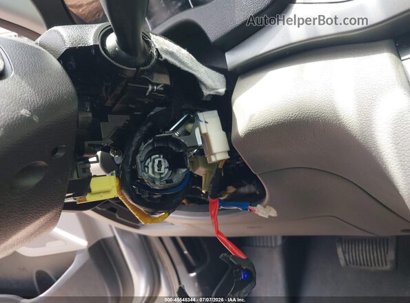 5NPD74LF9HH100553 2017 HYUNDAI ELANTRA Серебряный Вид спереди