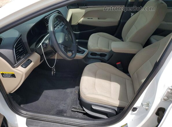 5NPD74LF9JH294099 2018 HYUNDAI ELANTRA Белый Вид салона спереди