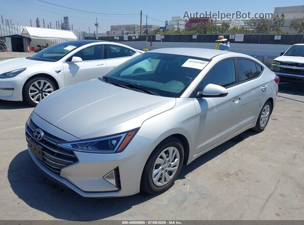 5NPD74LF9KH454998 2019 HYUNDAI ELANTRA Silver Vista tres cuartos delantera izquierda