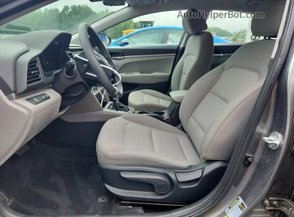 5NPD74LF9LH535999 2020 HYUNDAI ELANTRA Серый Вид салона спереди