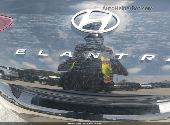 5NPD74LF9LH606912 2020 HYUNDAI ELANTRA Black Widok wnętrza 360 stopni