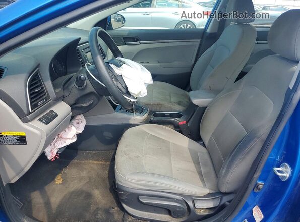 5NPD74LFXHH150314 2017 HYUNDAI ELANTRA Синий Вид салона спереди