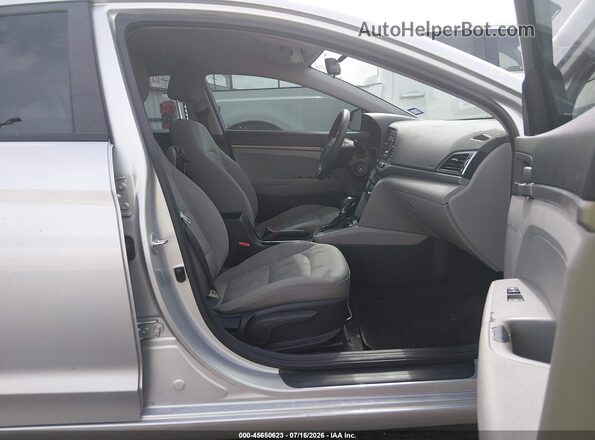5NPD74LFXHH165525 2017 HYUNDAI ELANTRA Silver Front interior view