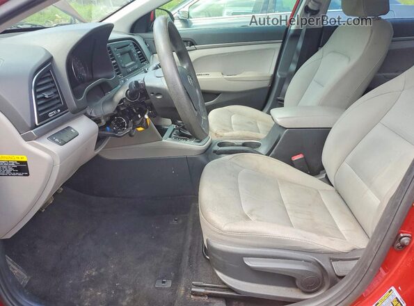 5NPD74LFXHH210267 2017 HYUNDAI ELANTRA Red Вид салону спереду