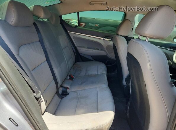 5NPD84LF0HH010429 2017 HYUNDAI ELANTRA Silver Vista de los asientos traseros