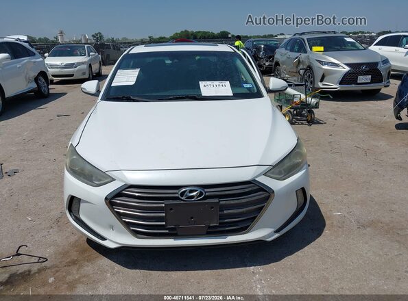 5NPD84LF0HH027540 2017 HYUNDAI ELANTRA White Вид щитка приладів