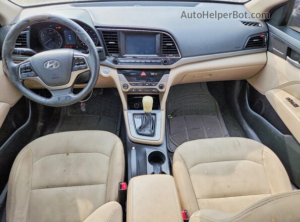 5NPD84LF0HH166860 2017 HYUNDAI ELANTRA Красный Вид панели приборов