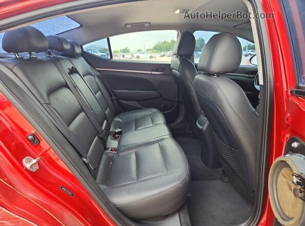 5NPD84LF0HH208072 2017 HYUNDAI ELANTRA Red Вид задніх сидінь