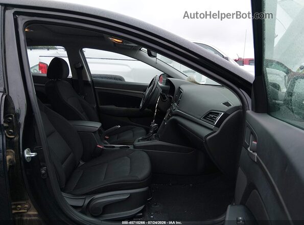 5NPD84LF0JH296028 2018 HYUNDAI ELANTRA Black Front interior view