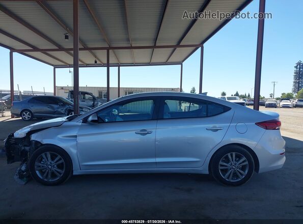 5NPD84LF0JH298328 2018 HYUNDAI ELANTRA Серебряный Панорамный вид салона 360°