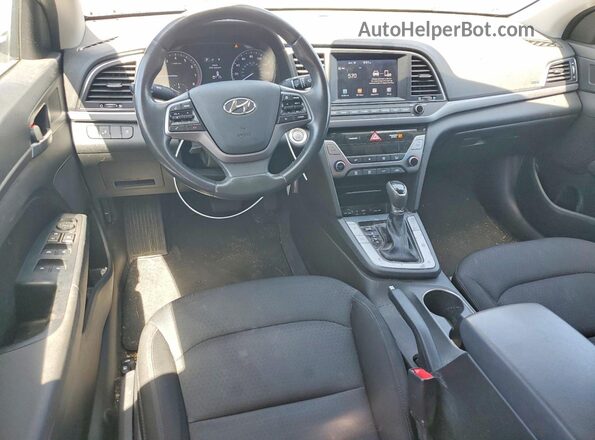 5NPD84LF0JH304189 2018 HYUNDAI ELANTRA Silver Dashboard view