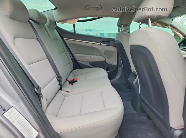 5NPD84LF0JH317878 2018 HYUNDAI ELANTRA Серый Вид задних сидений